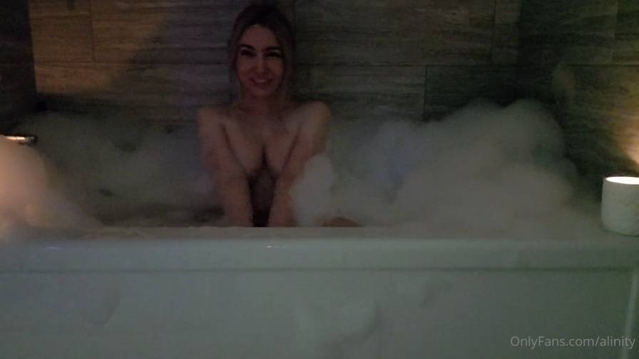 Alinity Nude Bath Onlyfans Video Leaked