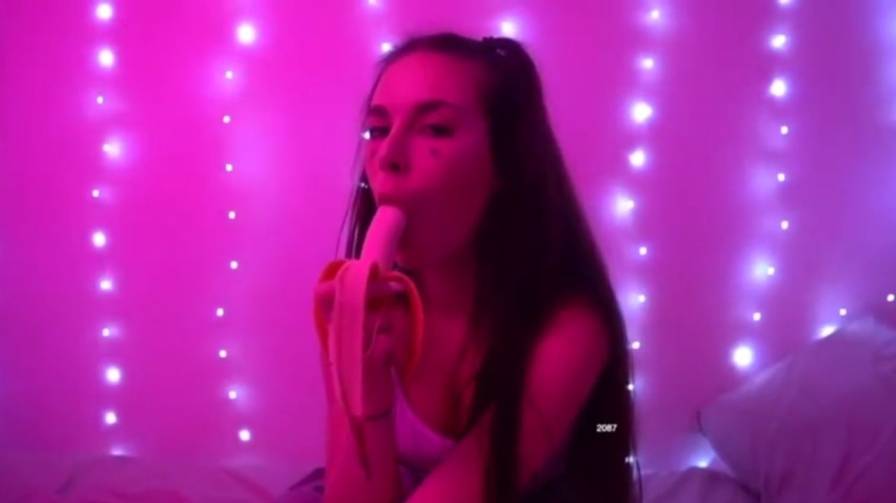 Lauren Alexis Banana Blowjob Onlyfans Video Leaked